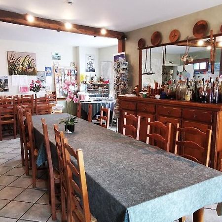 Bed and Breakfast Le Fidele Saint-Chamant Zewnętrze zdjęcie