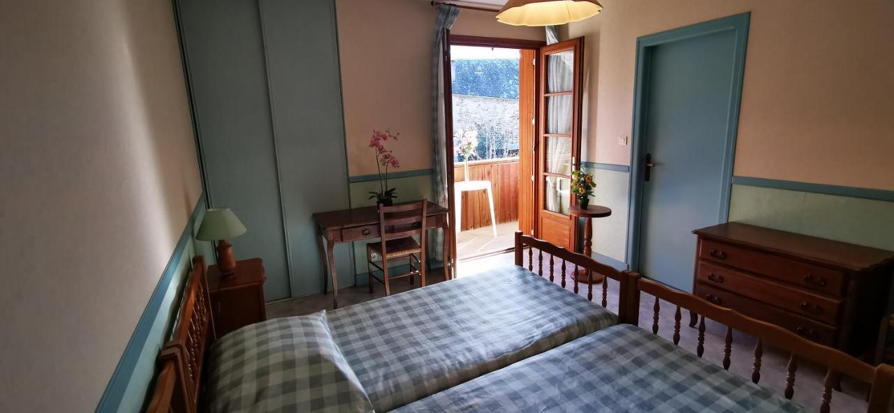 Bed and Breakfast Le Fidele Saint-Chamant Zewnętrze zdjęcie